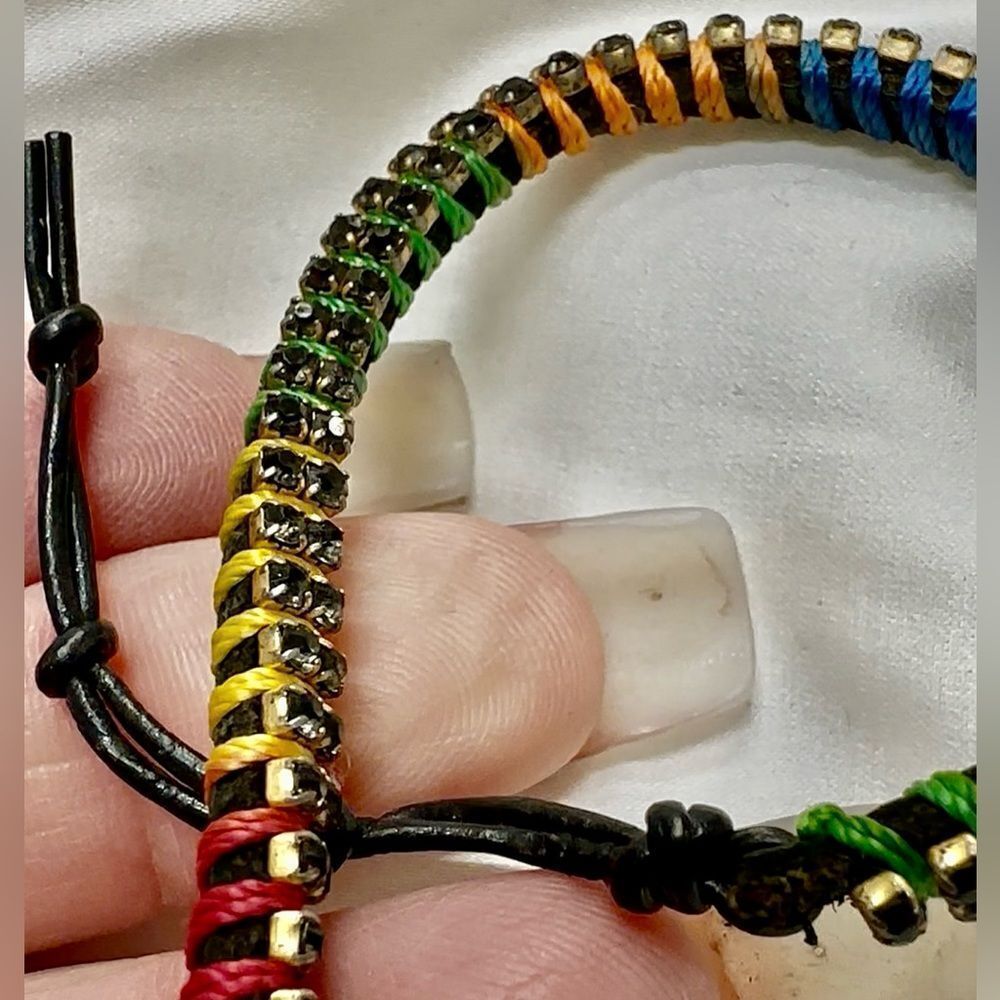 Stella & Dot Rainbow Woven Bracelet – Unisex & Trendy - Picture 5 of 17